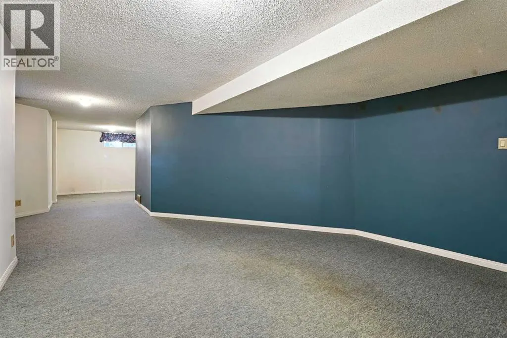 3 Varsity Ridge Terrace NW