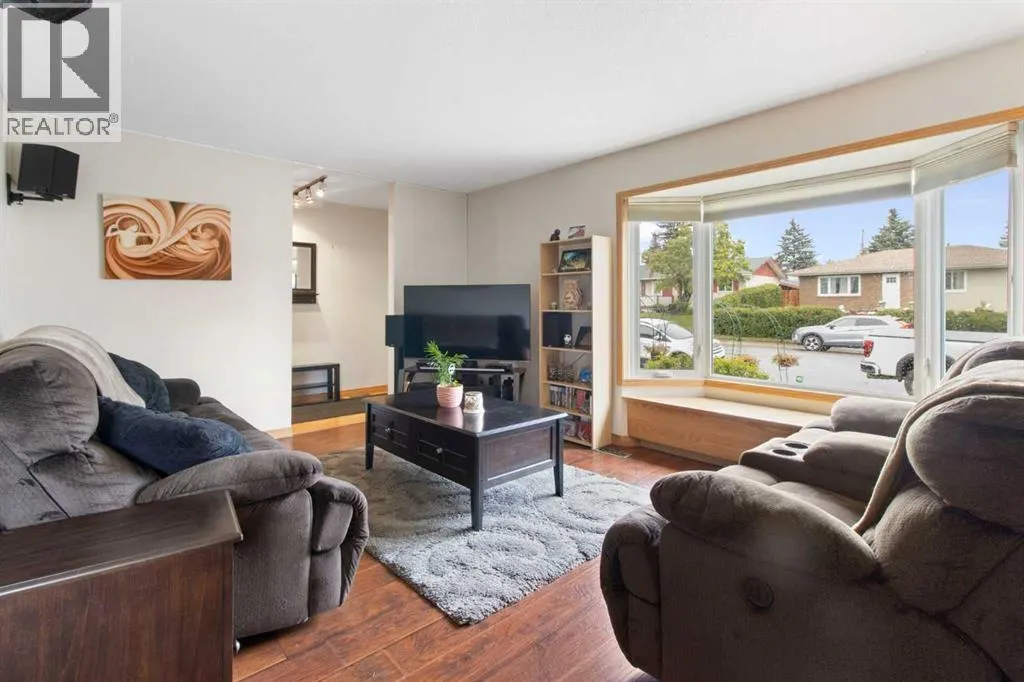 4147 Maryvale Drive NE