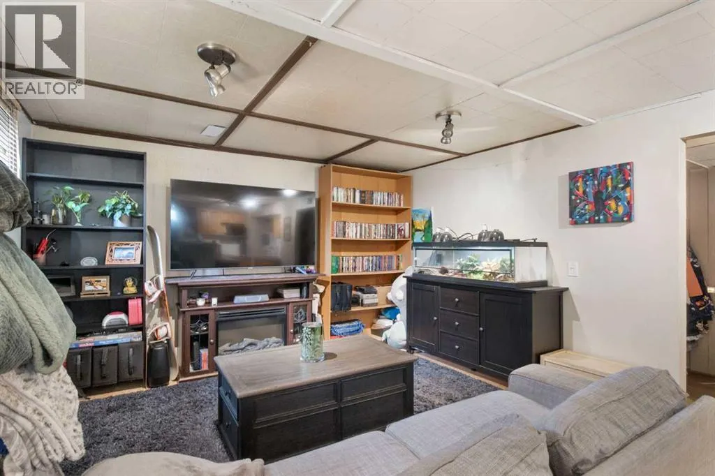 4147 Maryvale Drive NE