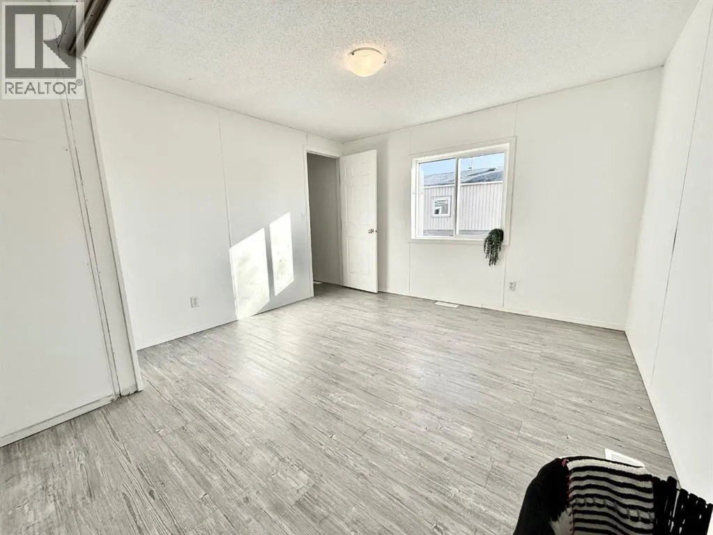 #5, 9531 98 Street