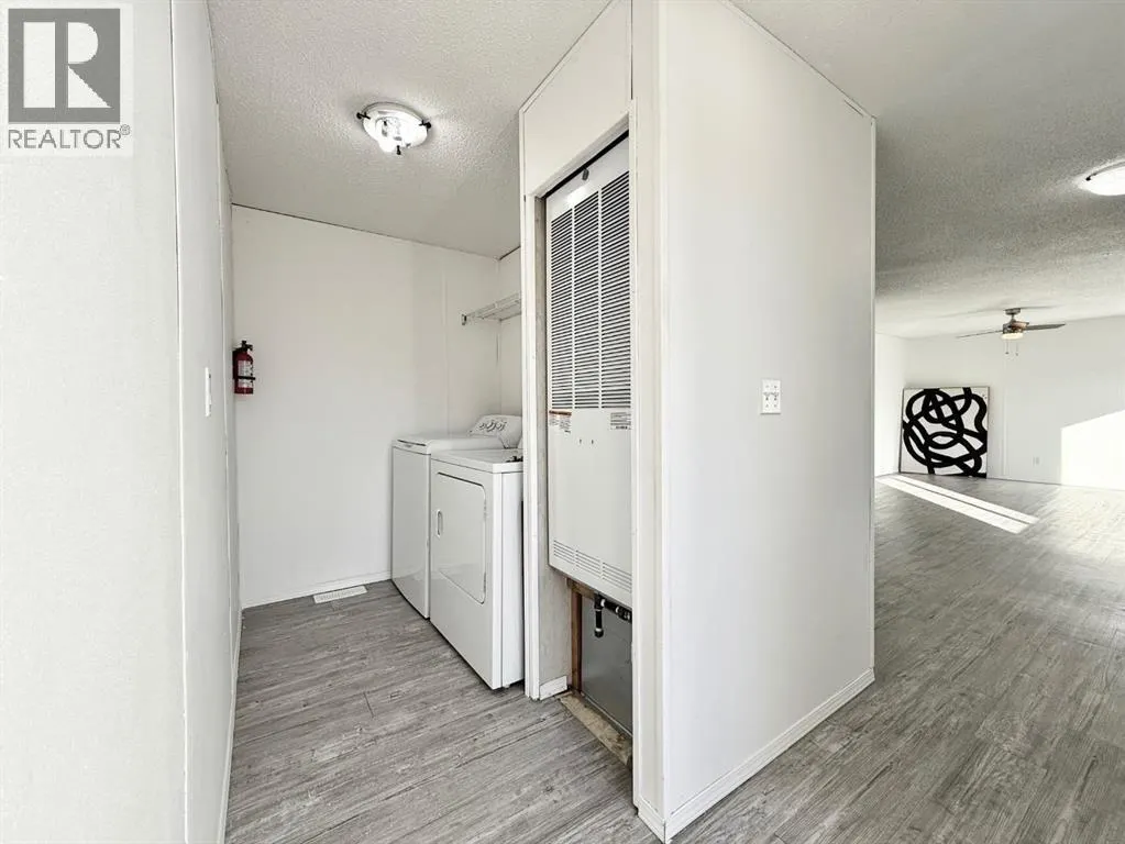 #5, 9531 98 Street
