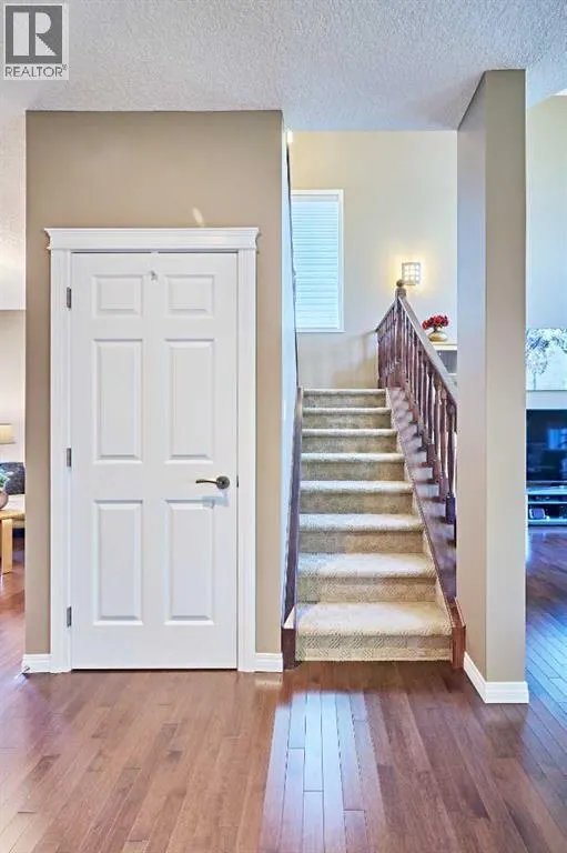 8 Aspen Stone Court SW