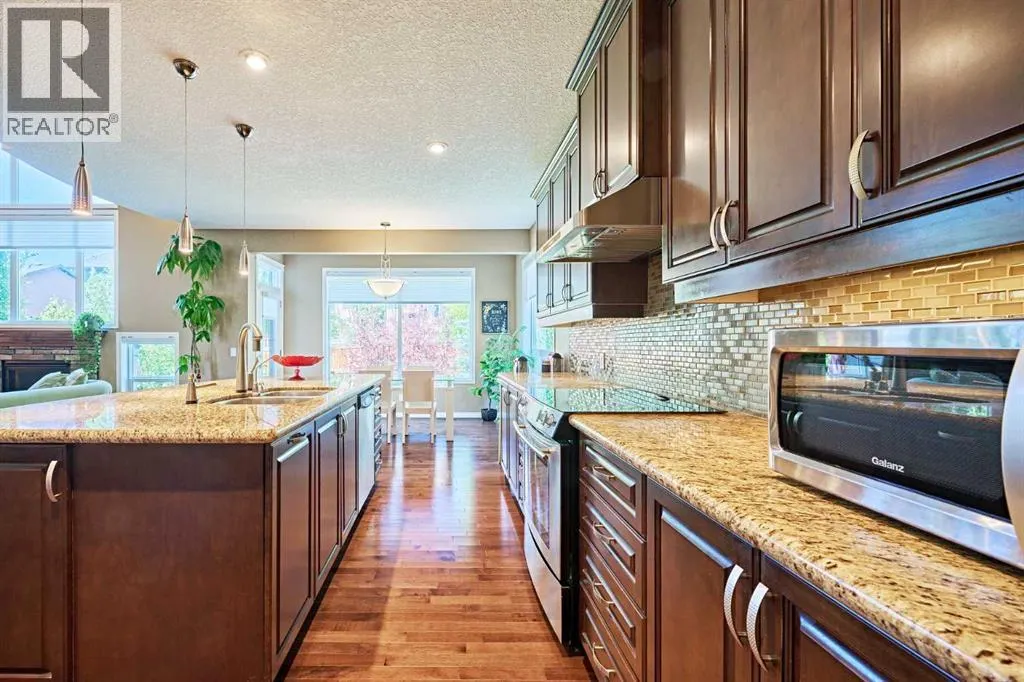 8 Aspen Stone Court SW