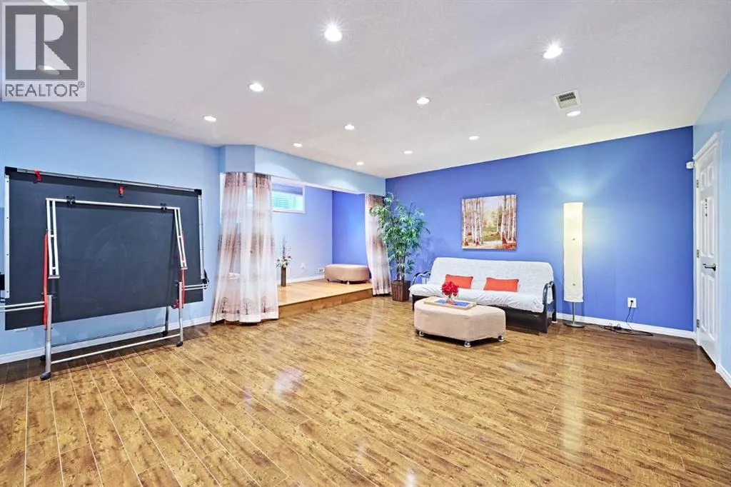 8 Aspen Stone Court SW