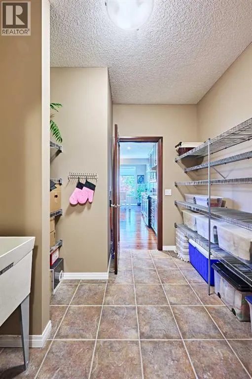 8 Aspen Stone Court SW