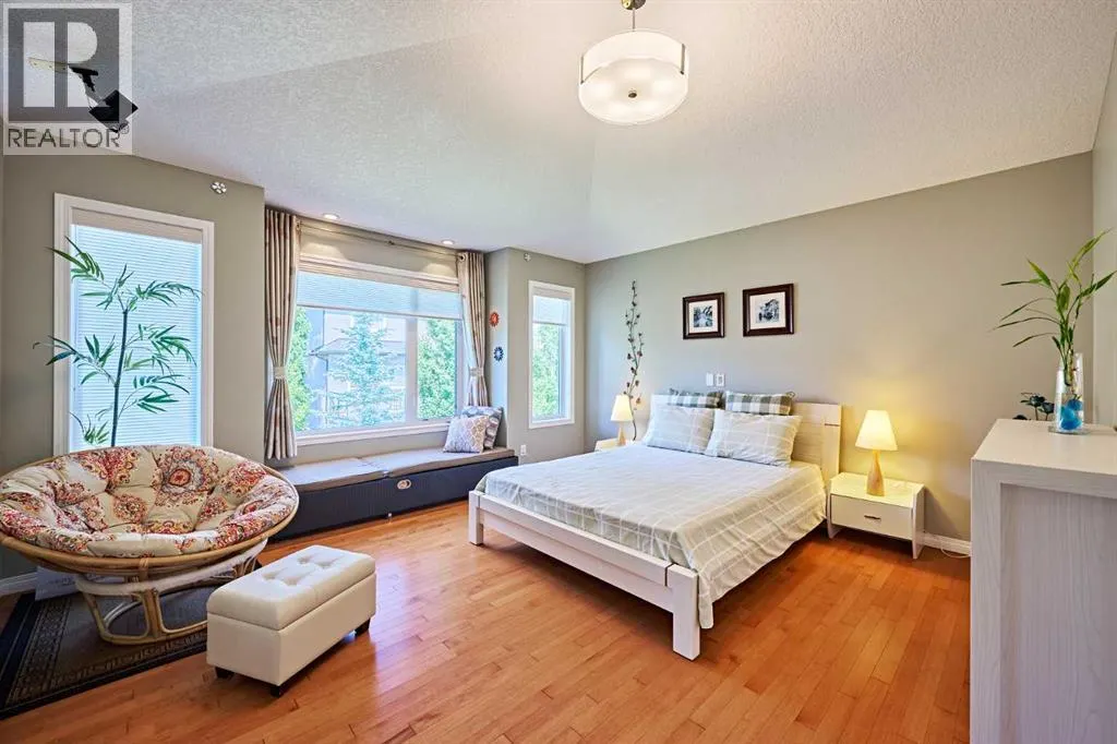 8 Aspen Stone Court SW