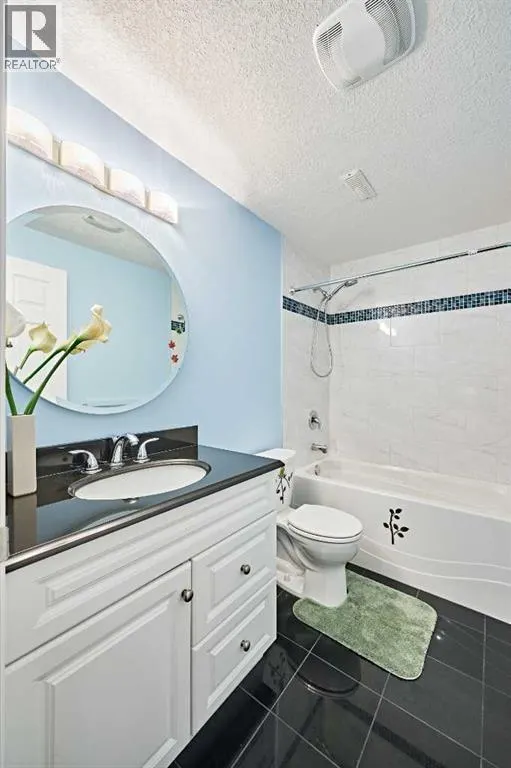 8 Aspen Stone Court SW