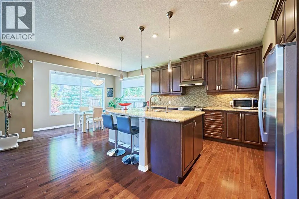 8 Aspen Stone Court SW