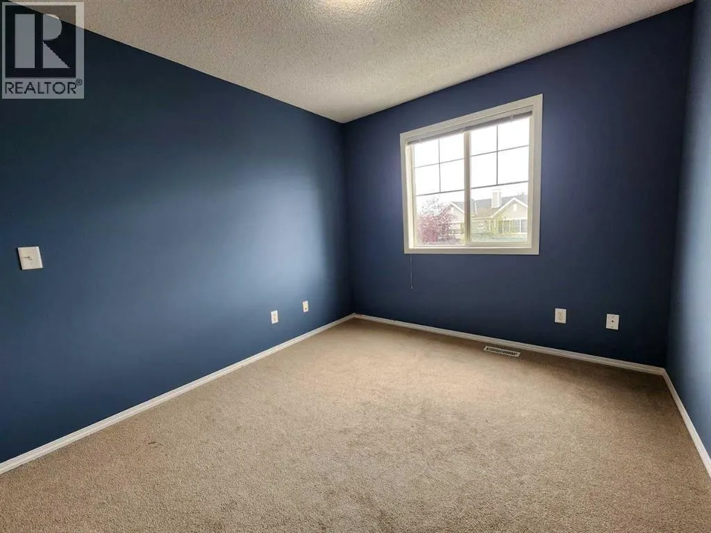 29 Country Village Gate NE