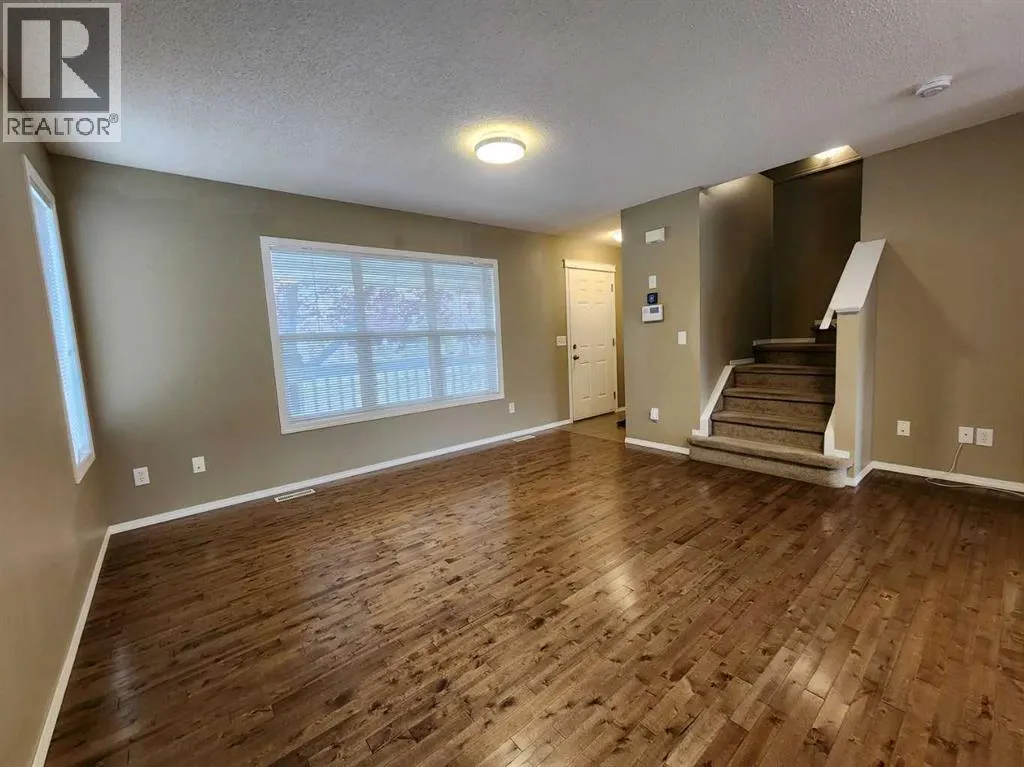 29 Country Village Gate NE