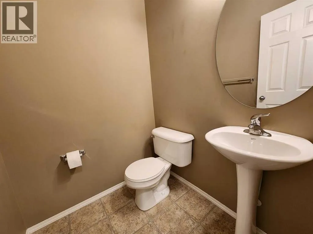 29 Country Village Gate NE