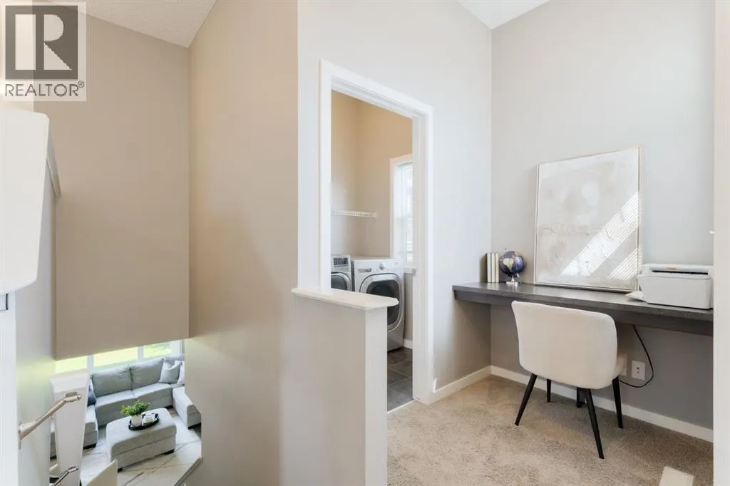 271 River Heights Crescent