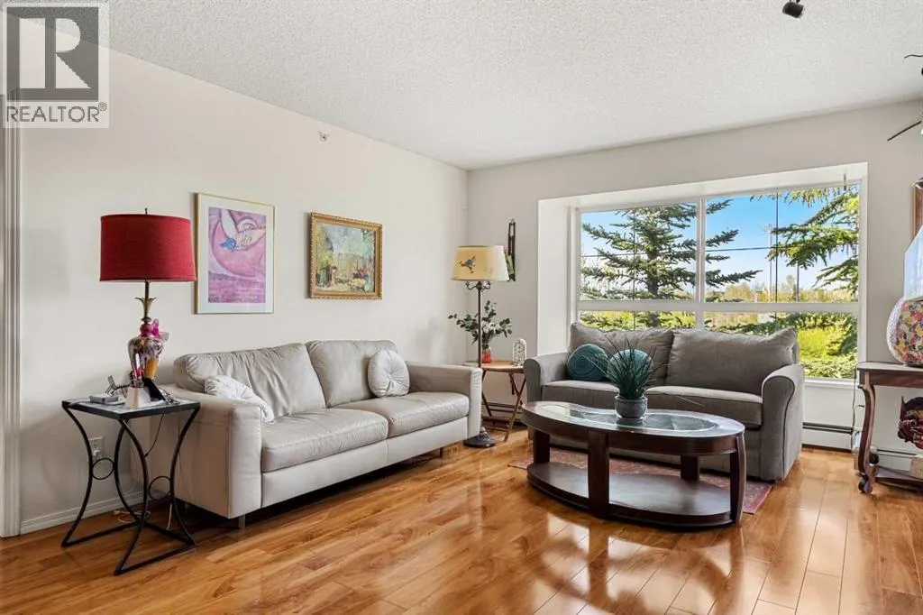 306, 25 Richard Place SW