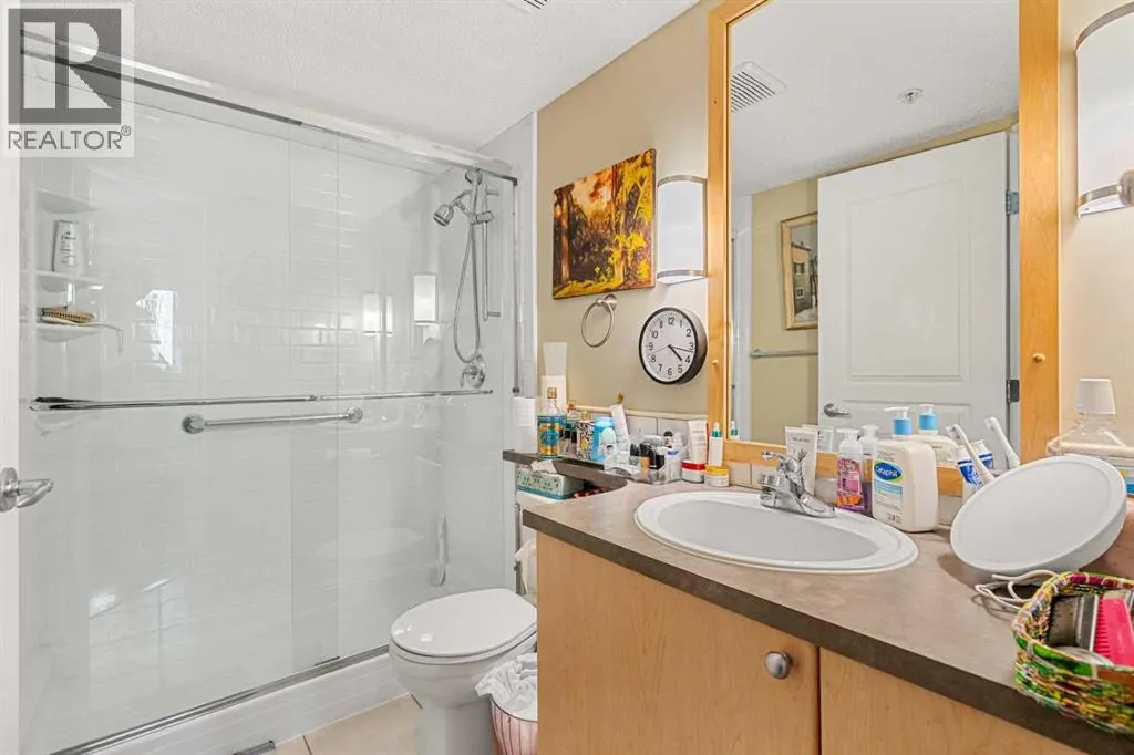 306, 25 Richard Place SW