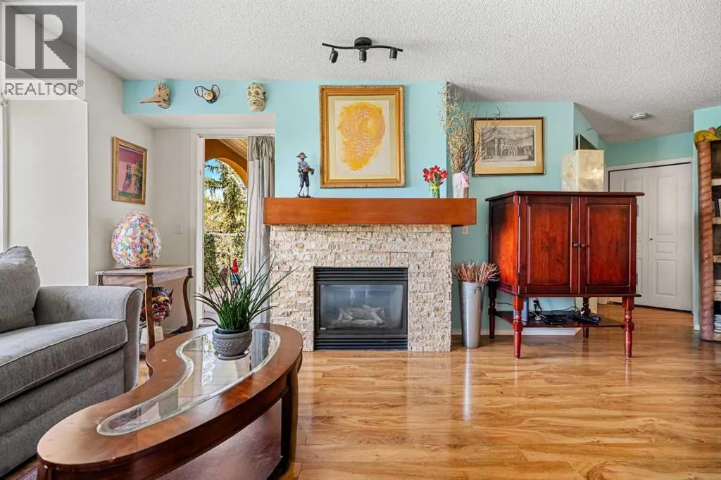 306, 25 Richard Place SW