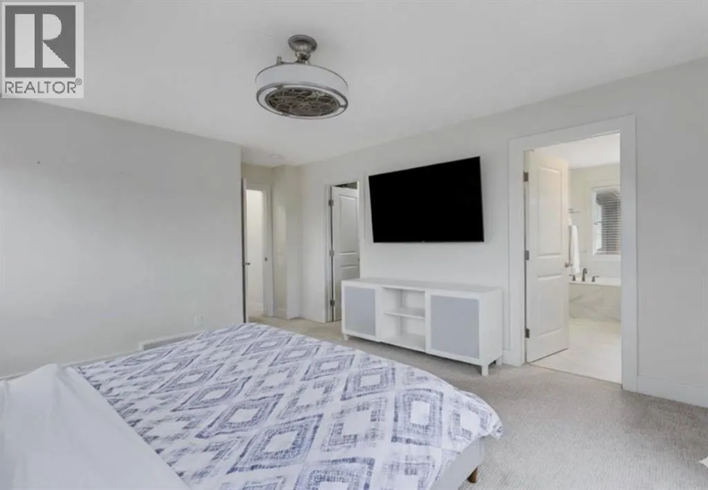 4 Legacy Court SE