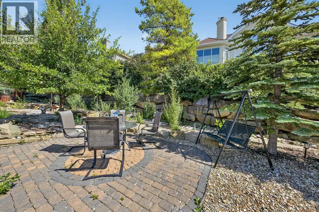 7 Signal Hill Terrace SW
