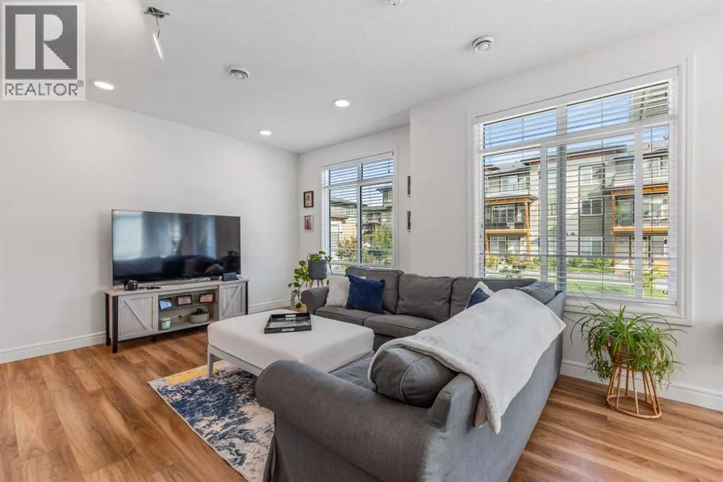 268 Seton Passage SE