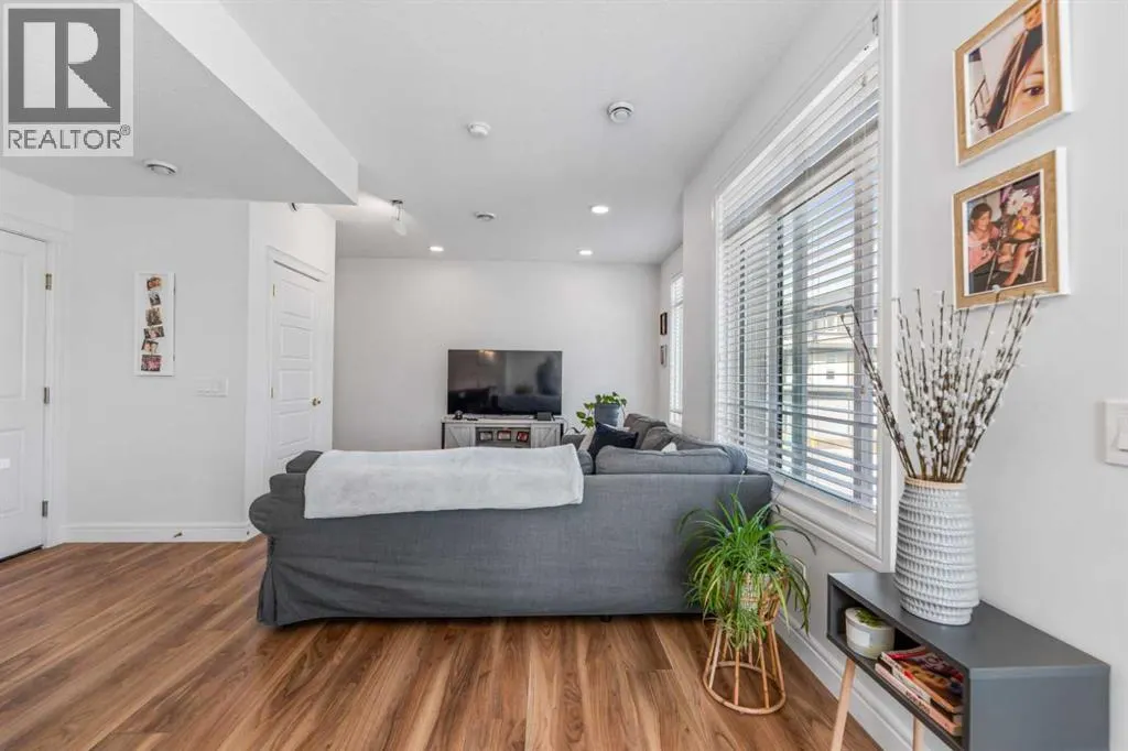 268 Seton Passage SE