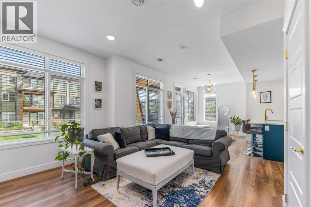 268 Seton Passage SE