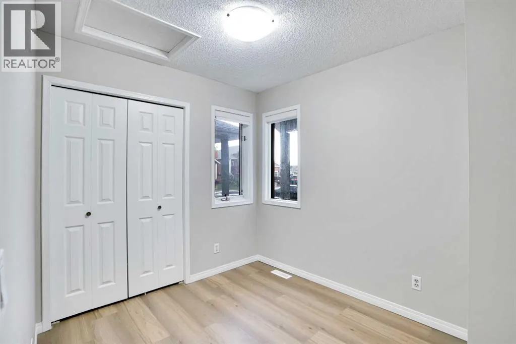 55 Tararidge Court NE