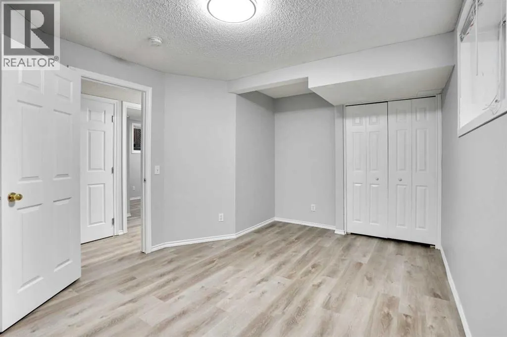 55 Tararidge Court NE