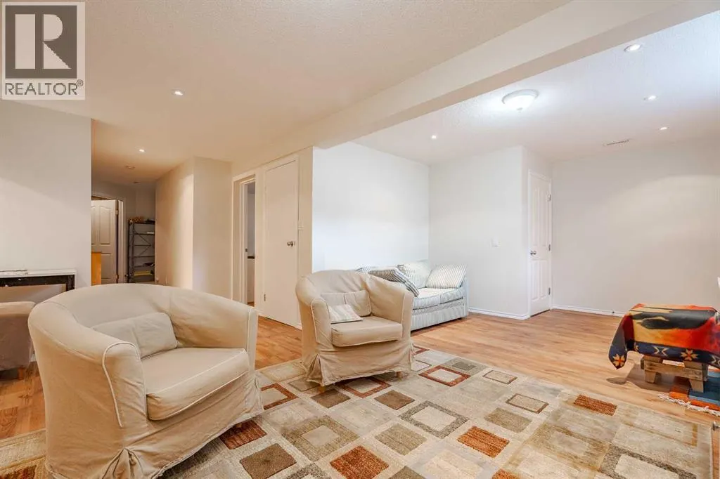41 Everridge Court SW