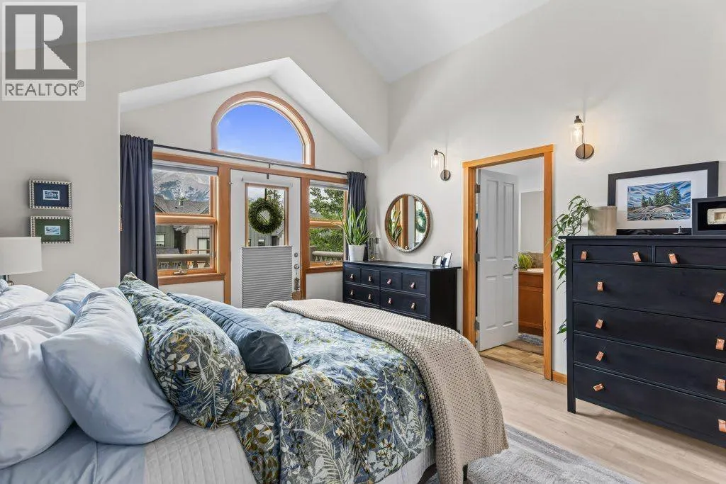 1121 Lawrence Grassi Ridge