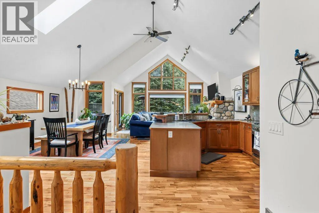 1121 Lawrence Grassi Ridge