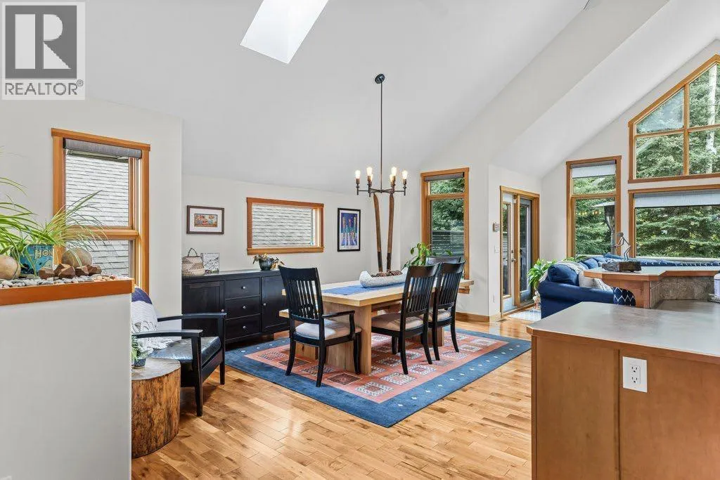 1121 Lawrence Grassi Ridge