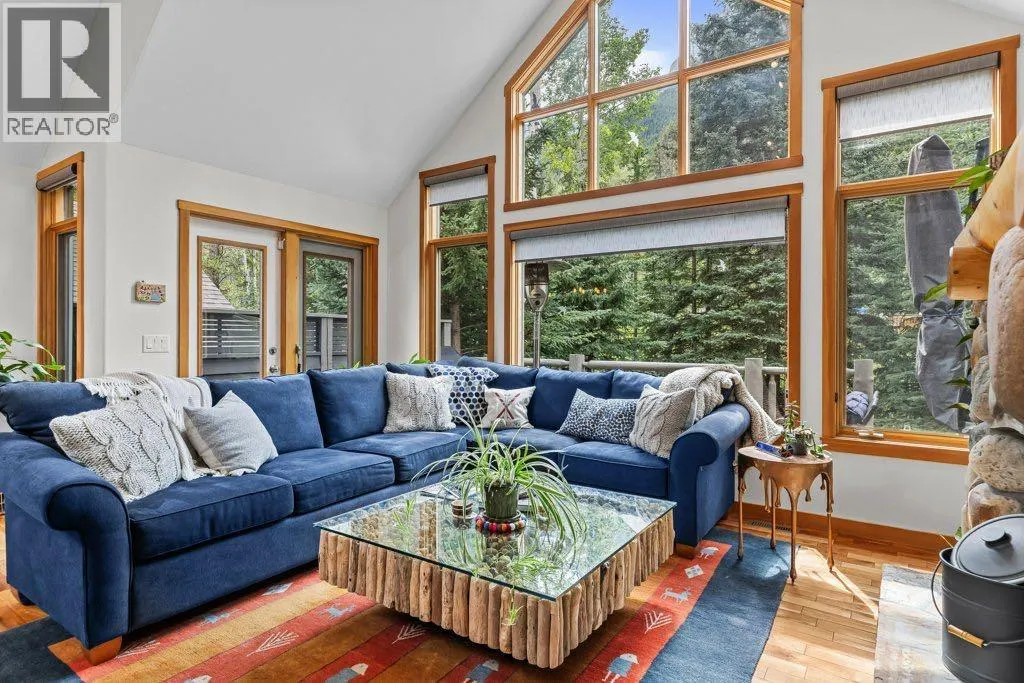 1121 Lawrence Grassi Ridge