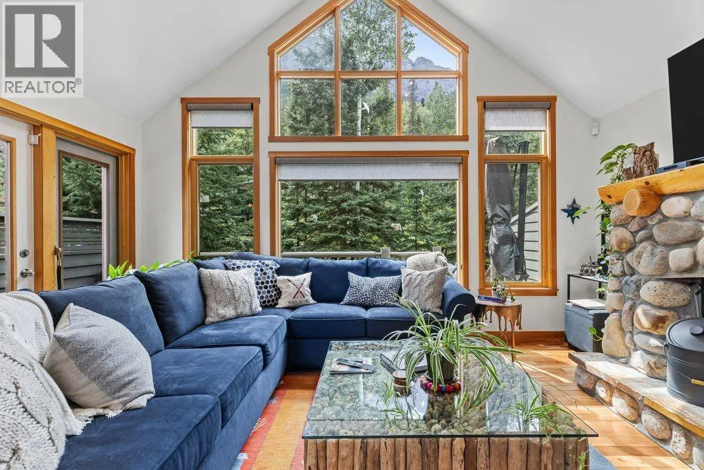 1121 Lawrence Grassi Ridge