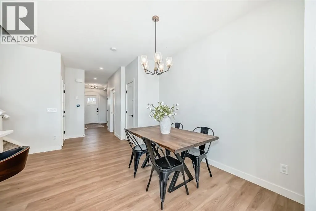 8 Heritage Lane