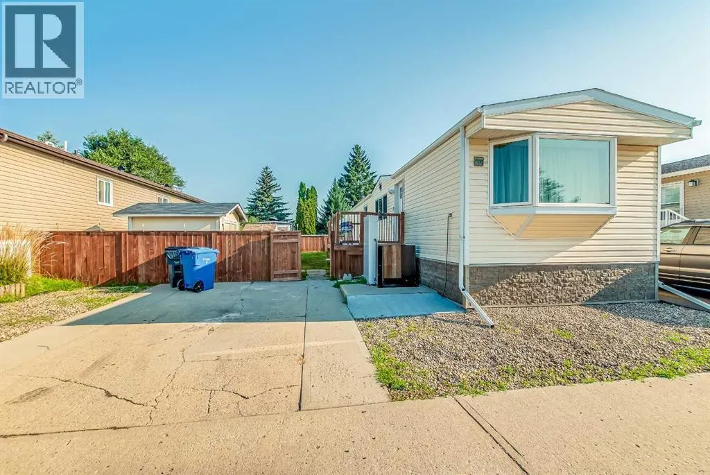 19, 2460 Southview Drive SE