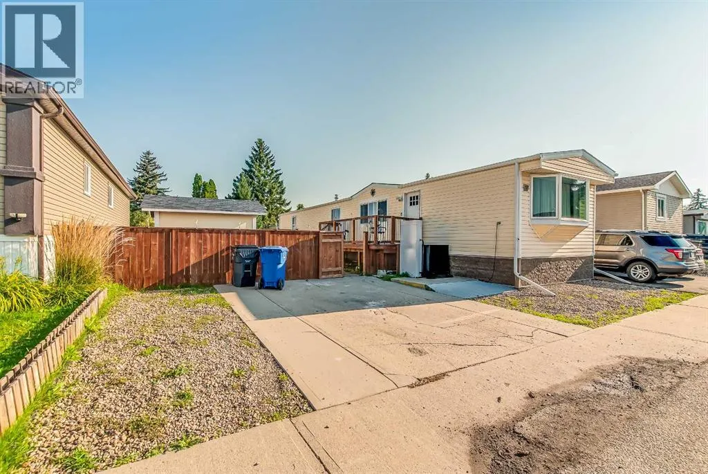 19, 2460 Southview Drive SE