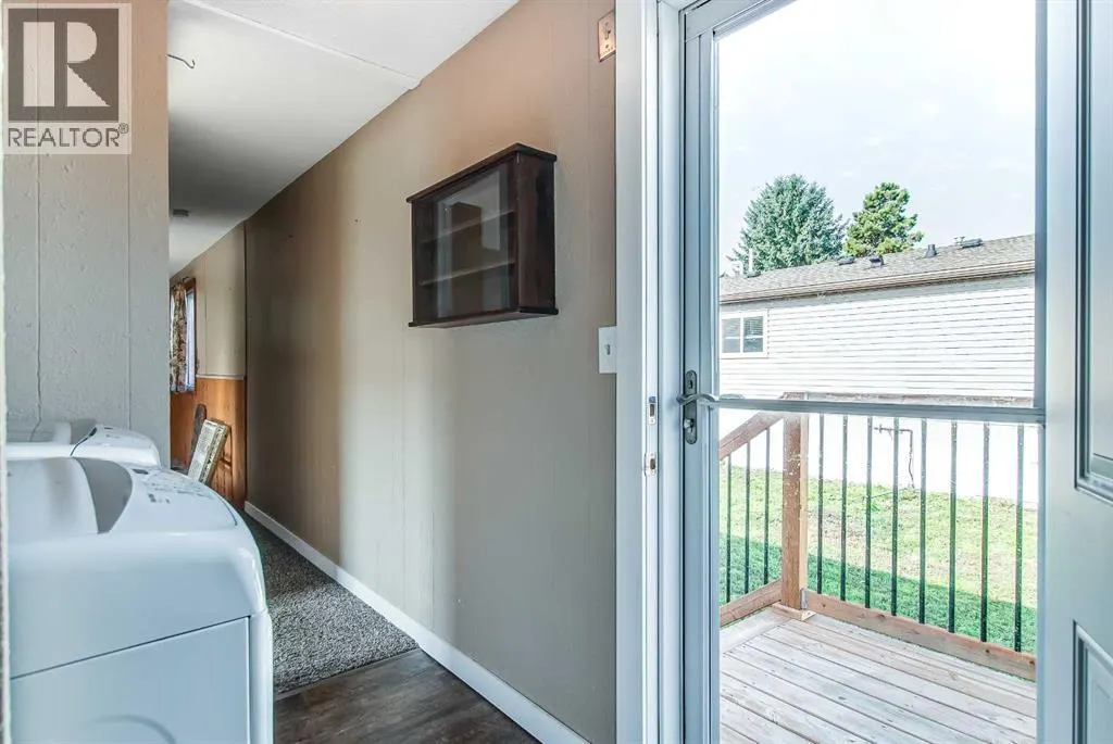 19, 2460 Southview Drive SE