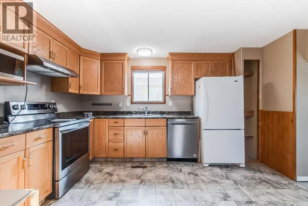 19, 2460 Southview Drive SE