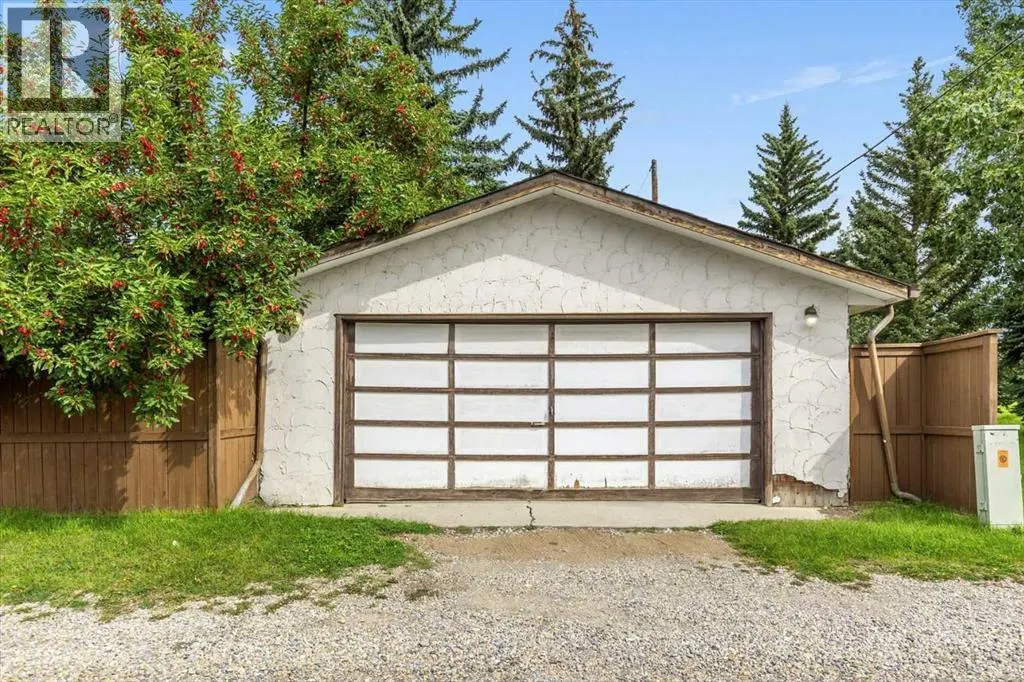 3043 Cedar Ridge Drive SW