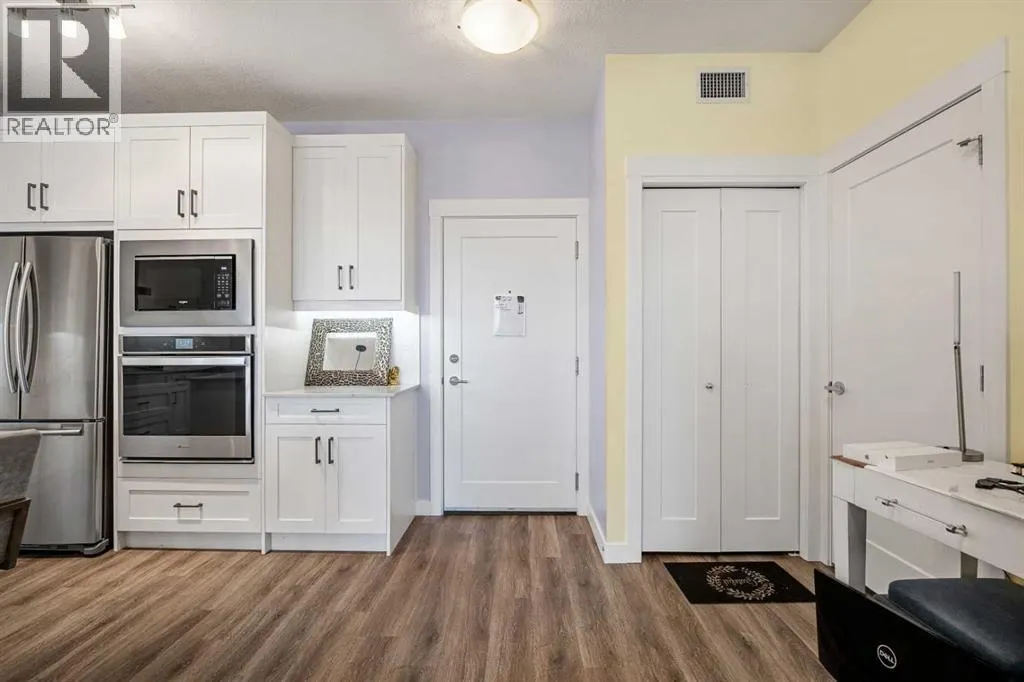 4412, 522 Cranford Drive SE