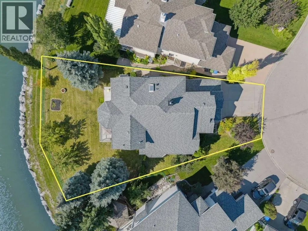 107 Valley Ridge Green NW