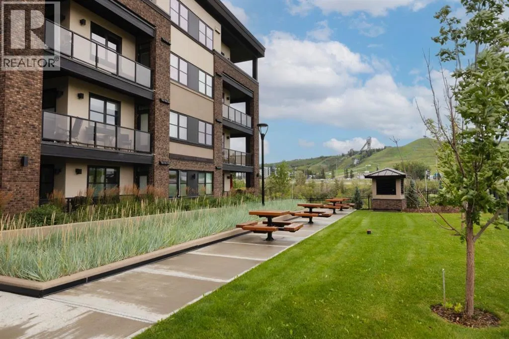 2401, 80 Greenbriar Place NW