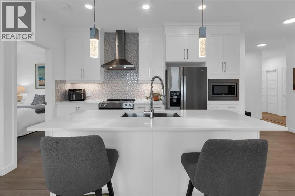 2401, 80 Greenbriar Place NW