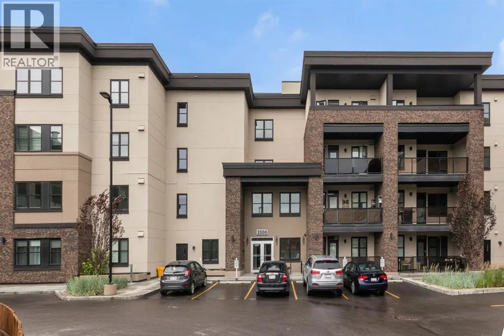 2401, 80 Greenbriar Place NW