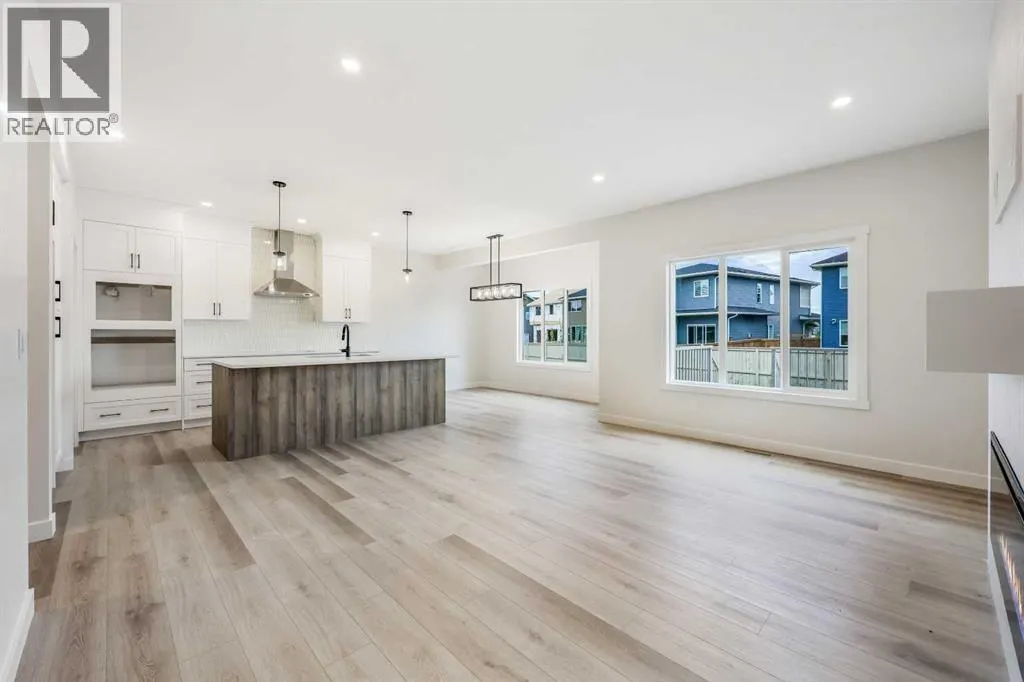 533 Baywater Manor SW