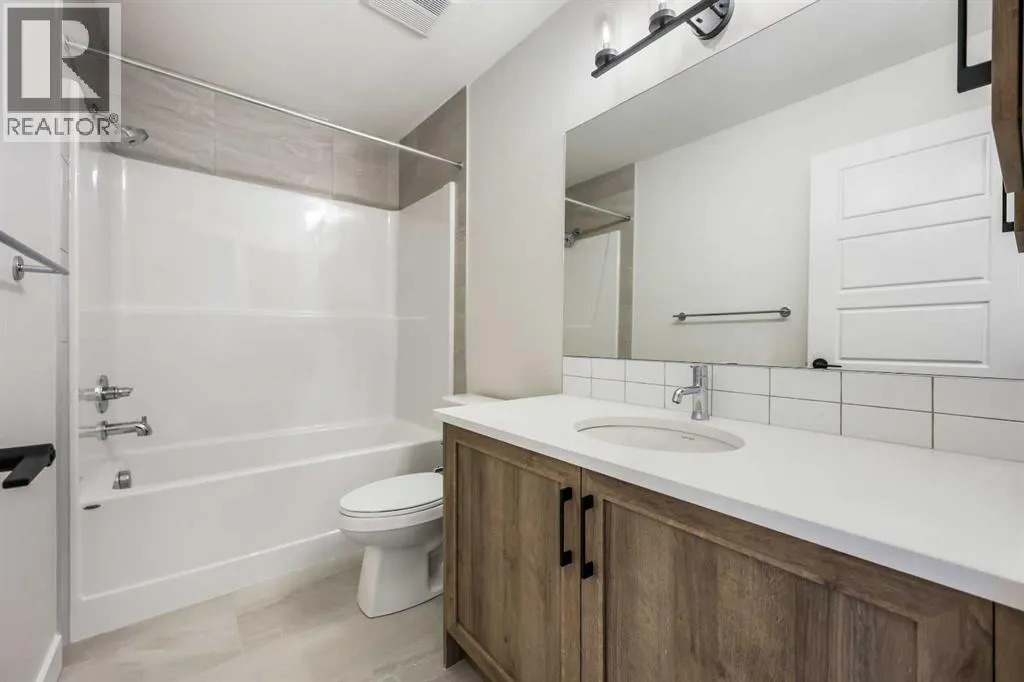 533 Baywater Manor SW