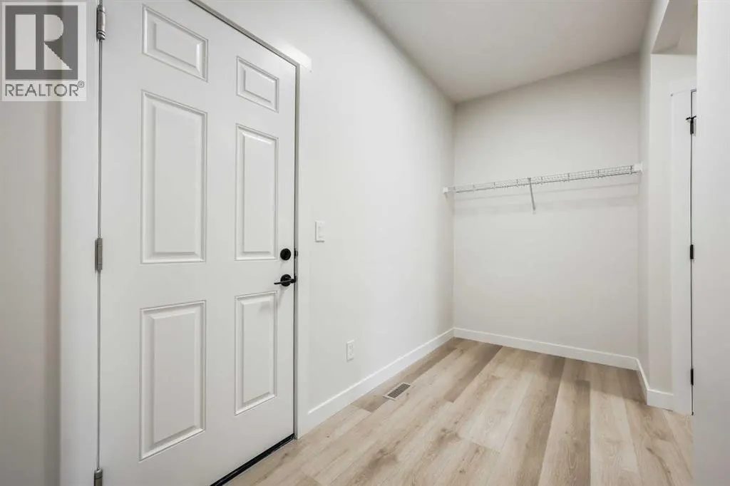 533 Baywater Manor SW