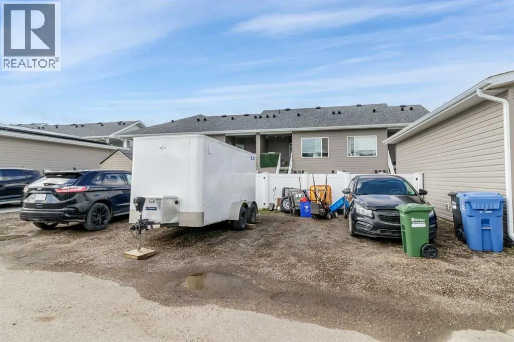 75 Ellington Crescent