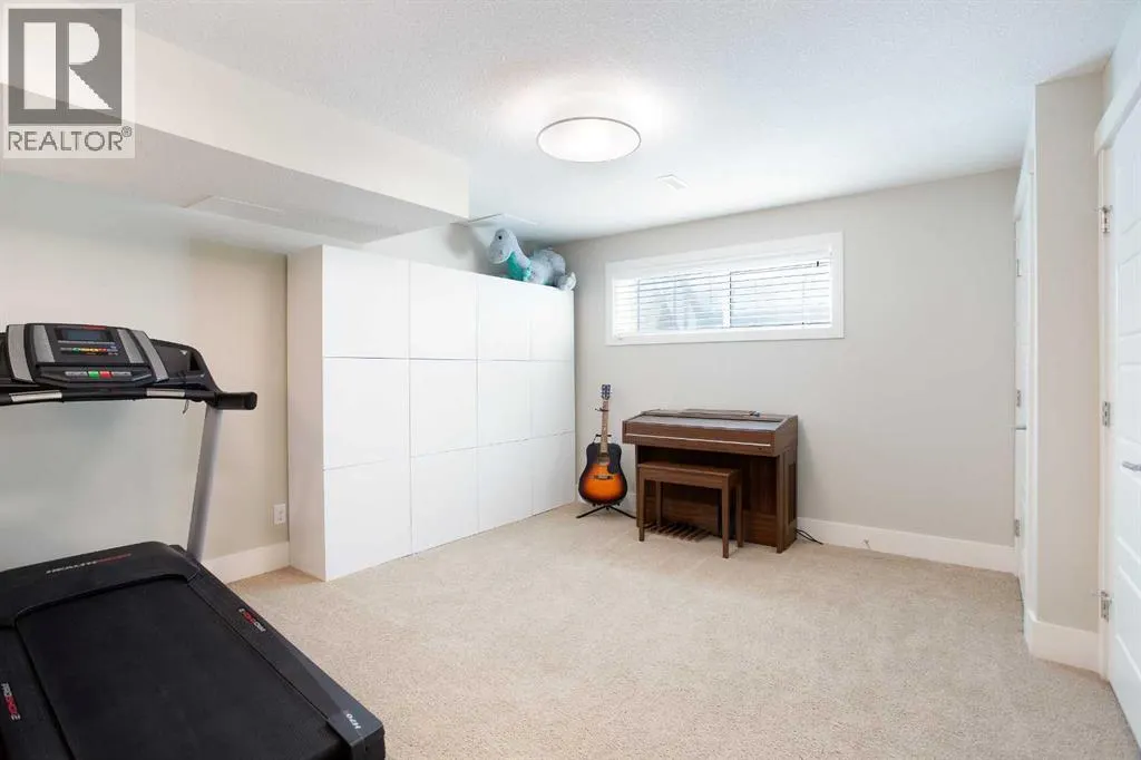 548 Quarry Park Boulevard SE