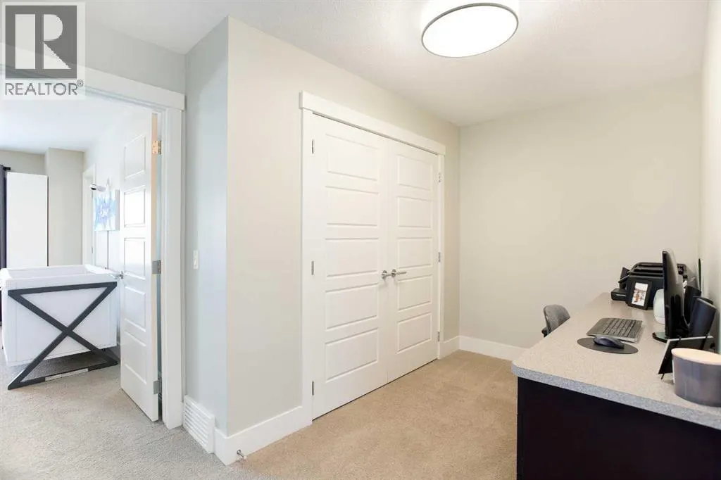 548 Quarry Park Boulevard SE