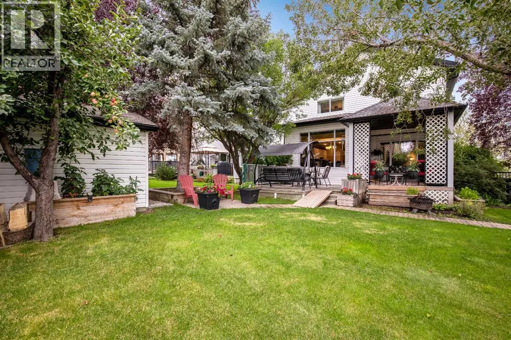 25 Country Hills Gate NW